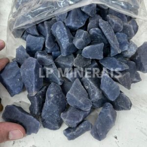 Raw blue quartz (crystal) - Image 1